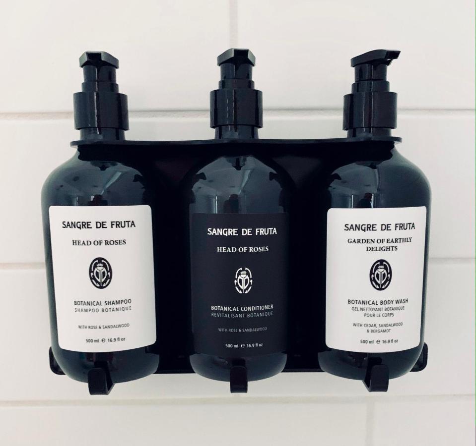 Artisan Suites On Bowen Snug Cove 외부 사진